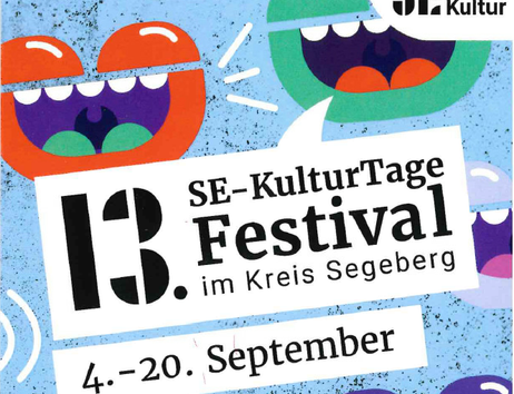 Ein farbenfrohes Plakat für das 13. SE-KulturTage Festival im Kreis Segeberg. Das Festival findet vom 4. bis 20. September statt.