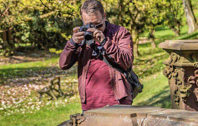 Fotograf auf dem Parkfriedhof Ohlsdorf