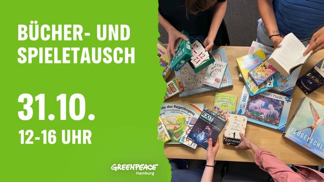 Bücher- und Spieletausch am 31.10. 12-16 Uhr, Tisch voller Bücher und Spiele